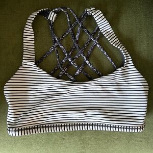Lululemon Free to be Wild Sports Bra | Size 4